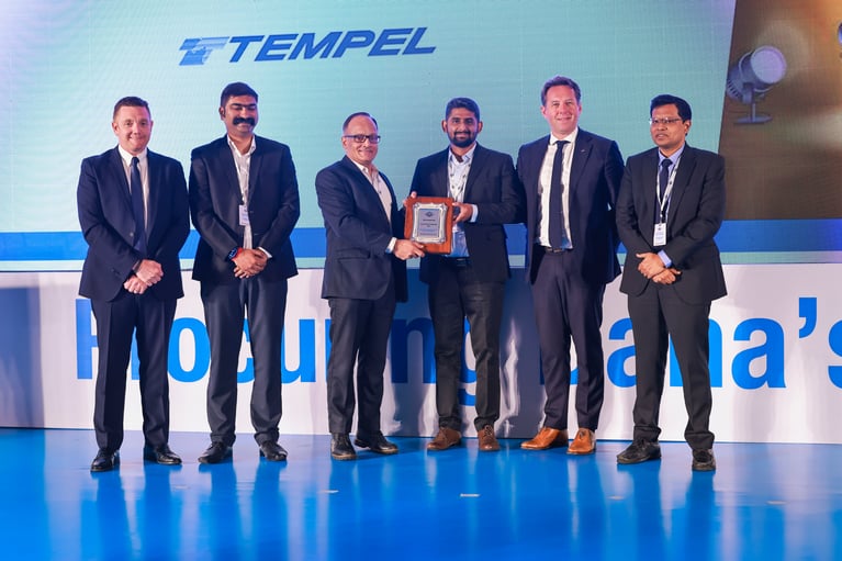 Tempel Wins Elite Dana Award